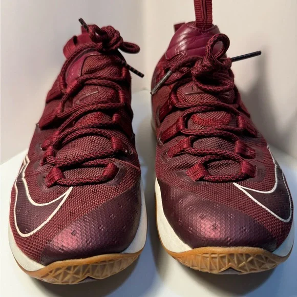 NIKE Air Max Lebron James 13 XIII - Low Team Red Gum - Men's Size 10 -831925-610 - Picture 2 of 15